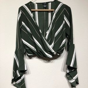 Bell sleeve blouse